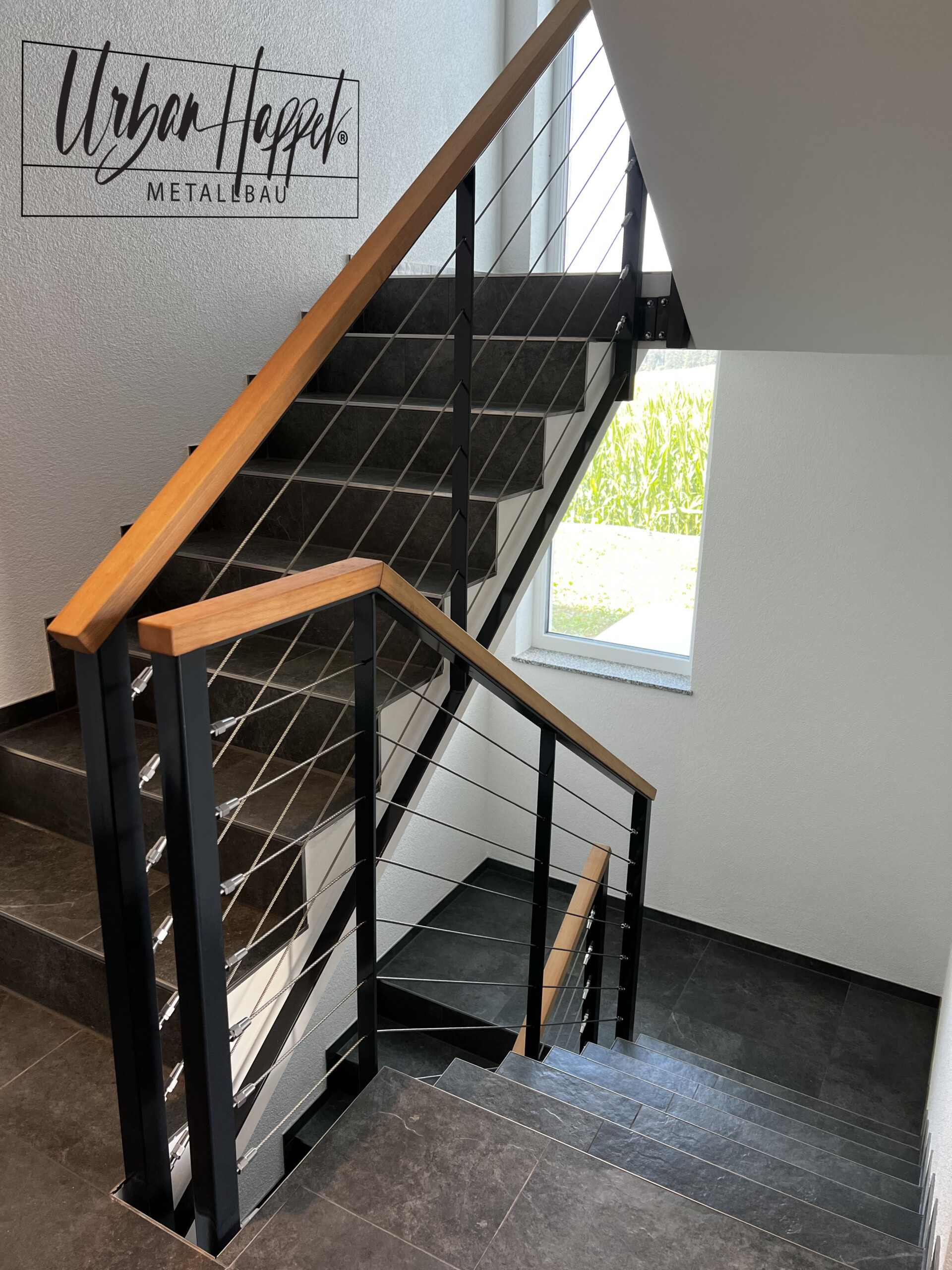 Innentreppe mit holz und Draht